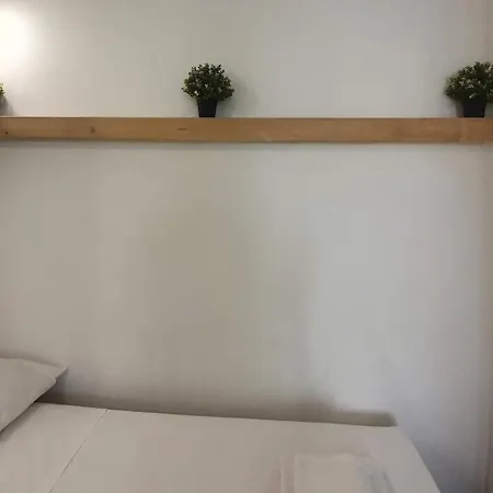 Loft11 - Policlinico Lägenhet